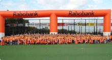 foto Verkeersregelaars bij Rabo Hockey Fandag in Breda