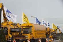 foto Verkeersregelaars bij klantendag in Poeldijk