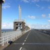 Verkeersregelaars tijdens grootschalig onderhoud Oosterscheldekering in Zeeland